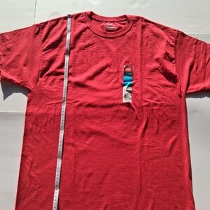 Hanes Men’s Crewneck T-Shirt in Red